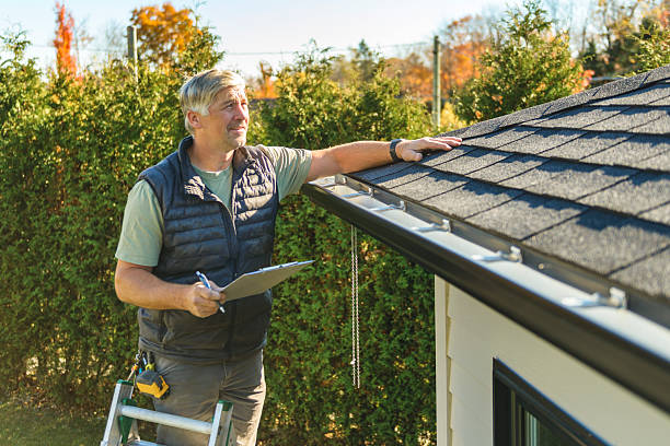 Professional Roofing technician working in Chester, SD